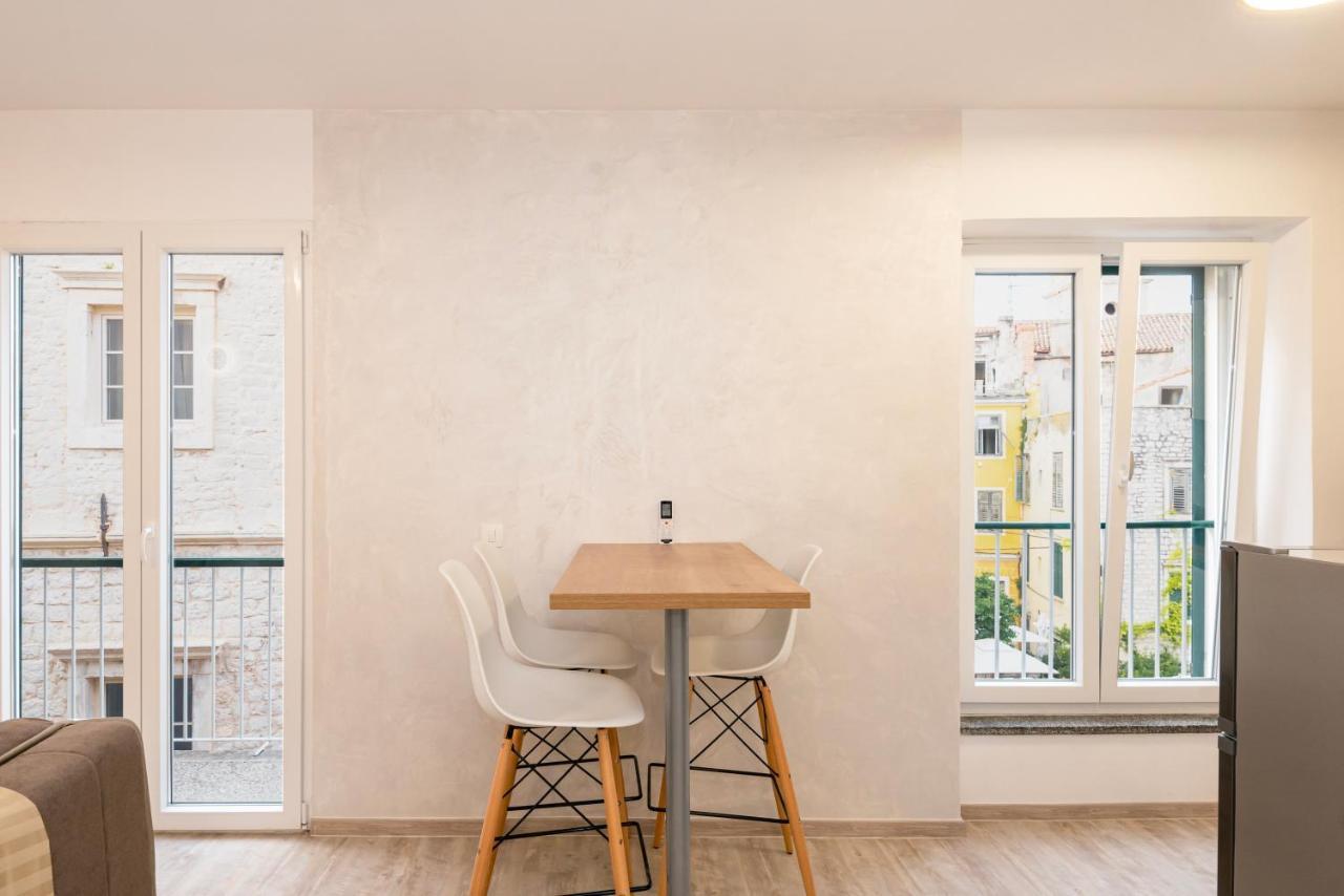 Studio Apartman Max Center Of The Old Town Free Parking Beautiful View Šibenik Exterior foto