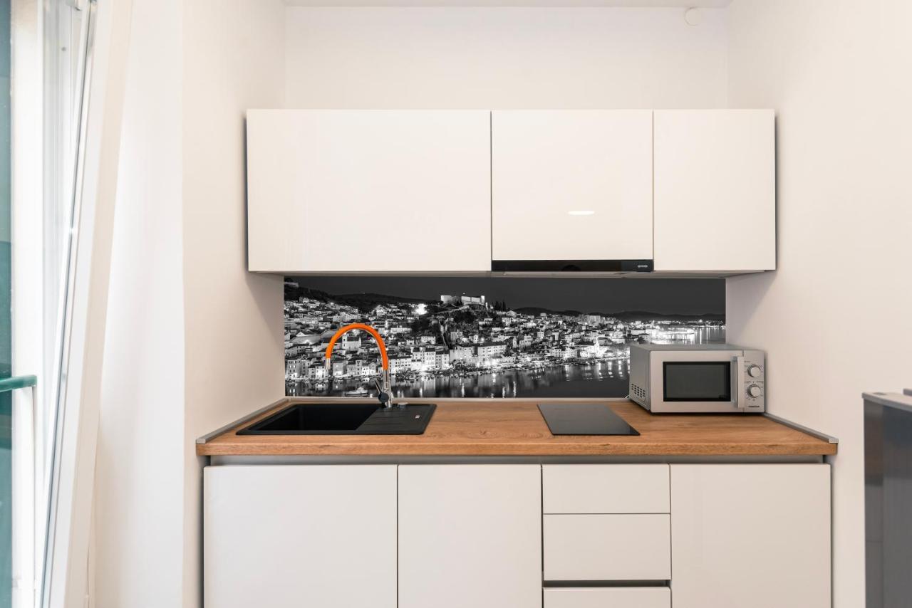 Studio Apartman Max Center Of The Old Town Free Parking Beautiful View Šibenik Exterior foto
